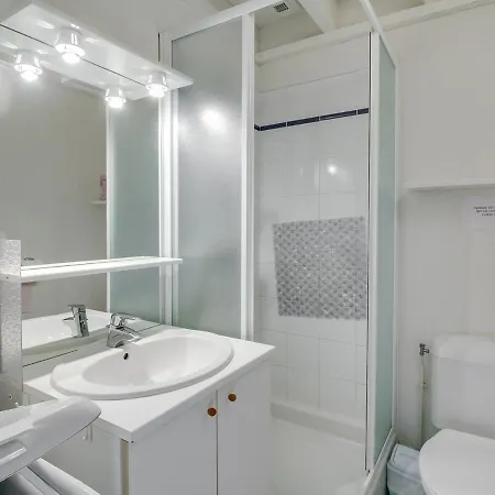 Duplex 4 Pers. Avec Parking, Proche Telecabine Et Commerces, A 1700m - Fr-1-401-39 * Cauterets